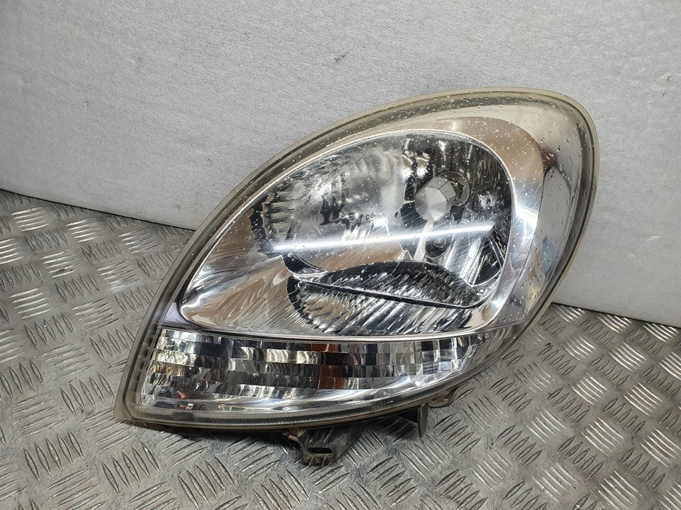 NISSAN Front Left Headlight 8200236590 20412960