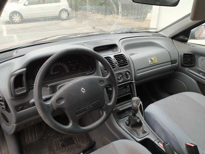 RENAULT Laguna 1 generation (1993-2001) Priekinis dešinys sparno posūkio žibintas (posūkis) TOCADO 18692300