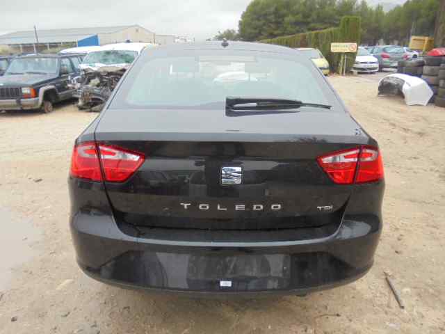 SEAT Toledo 4 generation (2012-2020) Aizmugurējo labo durvju logu pacēlājs 5JA839462, 6PINS, ELECTRICO 18543201