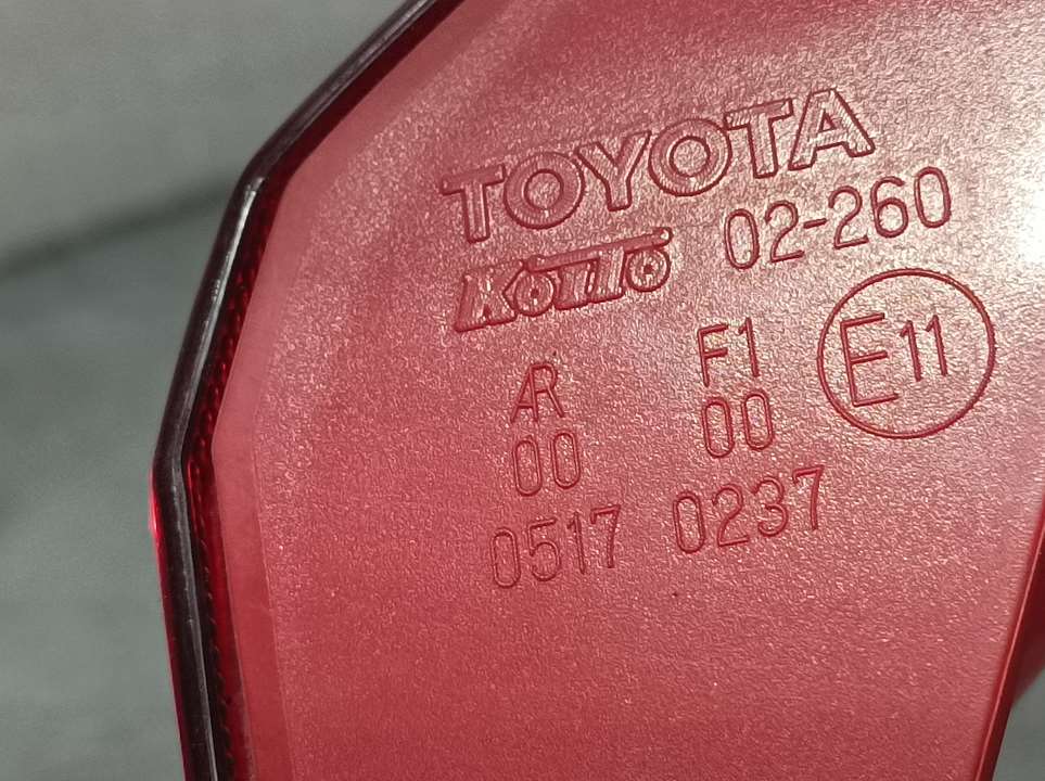 TOYOTA Auris 1 generation (2006-2012) Rear Right Taillight Lamp 05170237 24108360