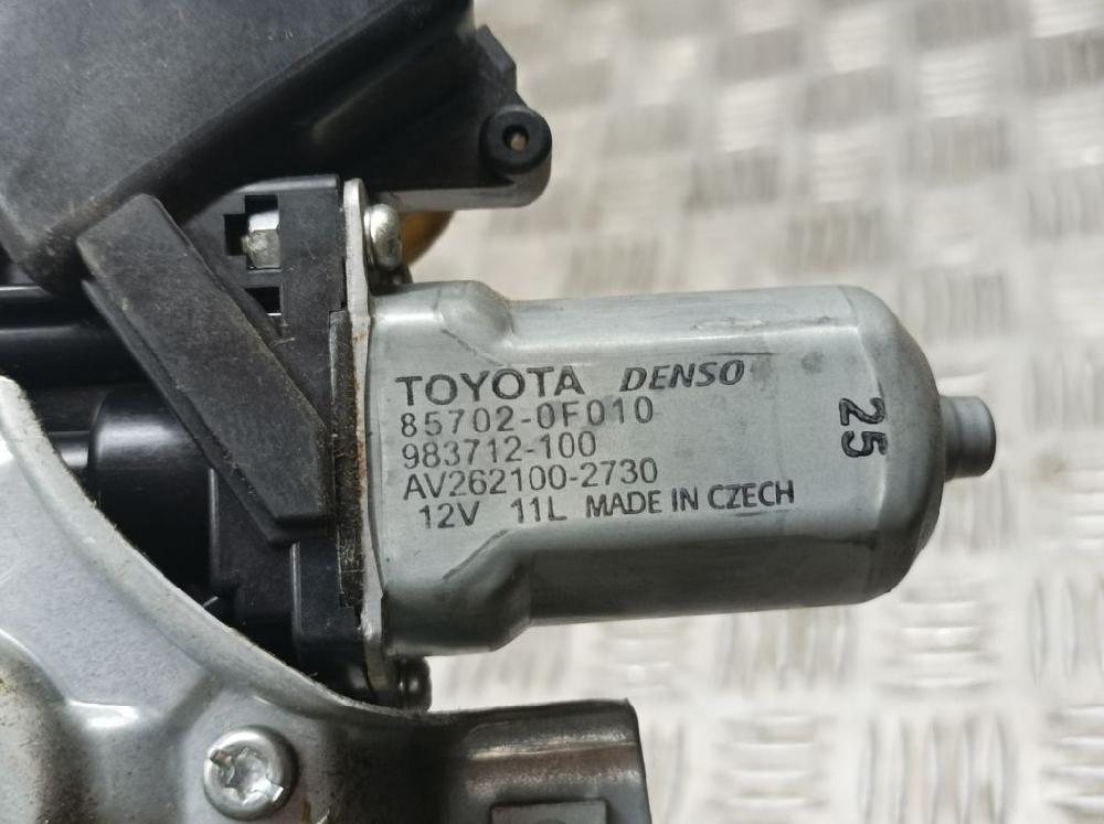 TOYOTA Yaris 2 generation (2005-2012) Priekšējo kreiso durvju logu pacēlājs 857020F010, 2621002730 23660128