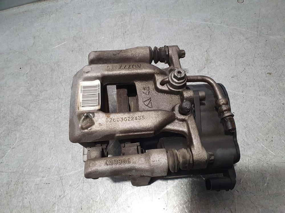 Pinza de freno trasera derecha YH01 9819060980 de Peugeot 3008 suv (mc_, mr_, mj_, m4_) 2016-0 131 CV con 22850 km