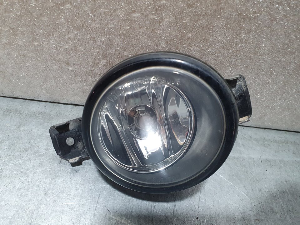 MERCEDES-BENZ Clio 3 generation (2005-2012) Front Right Fog Light 8200002470, 89201782 23635800