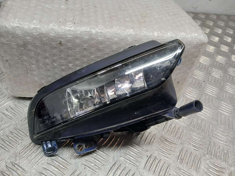 AUDI A3 8P (2003-2013) Front Right Fog Light 8V0941700H 26547301