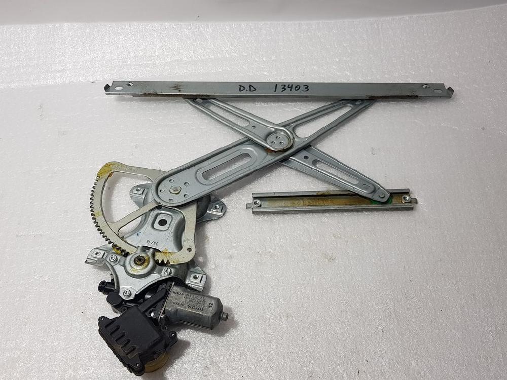 TOYOTA Auris 1 generation (2006-2012) Front Right Door Window Regulator 8571002420B,C08562102 24039494