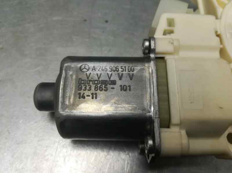 MERCEDES-BENZ A-Class W176 (2012-2018) Moteur de lève-vitre de porte avant gauche A2469065100, 5PINS 18631301