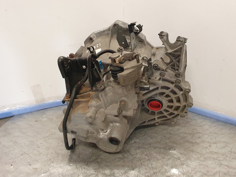 RENAULT X-Trail T30 (2001-2007) Gearbox YD4 23647713