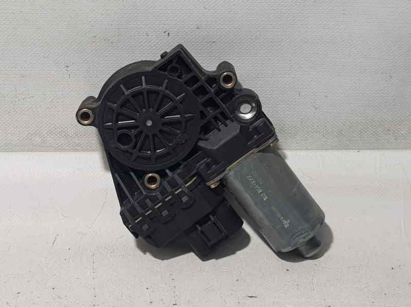 NISSAN A6 allroad C5 (2000-2006) Front Right Door Window Control Motor 8PINS 18677006