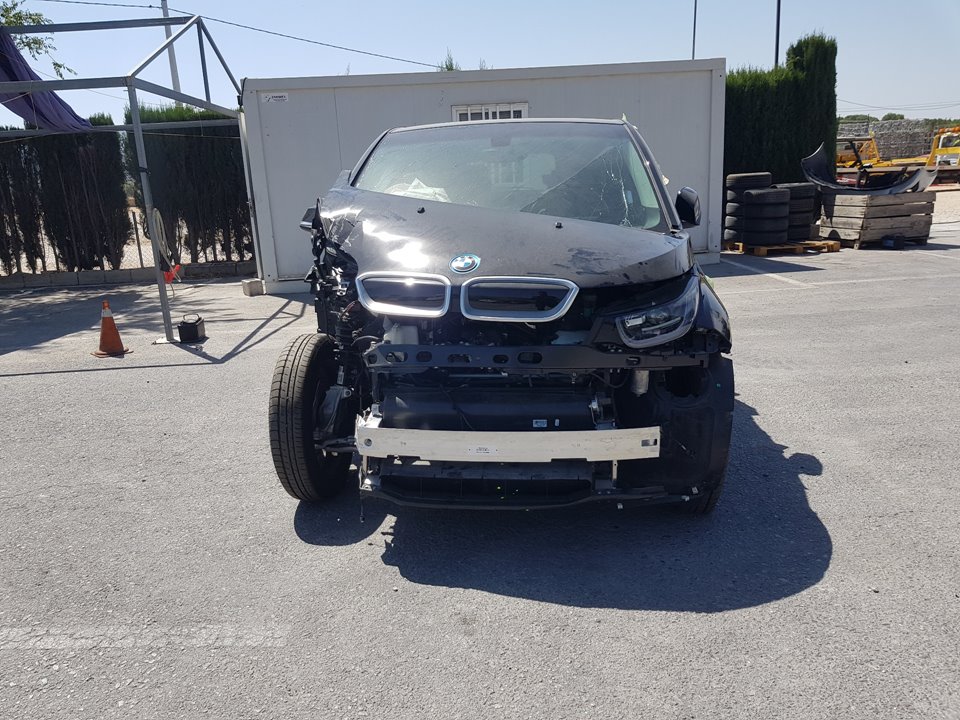 BMW i3 I01 (2013-2024) Galinis kairys saugos diržas 24079971