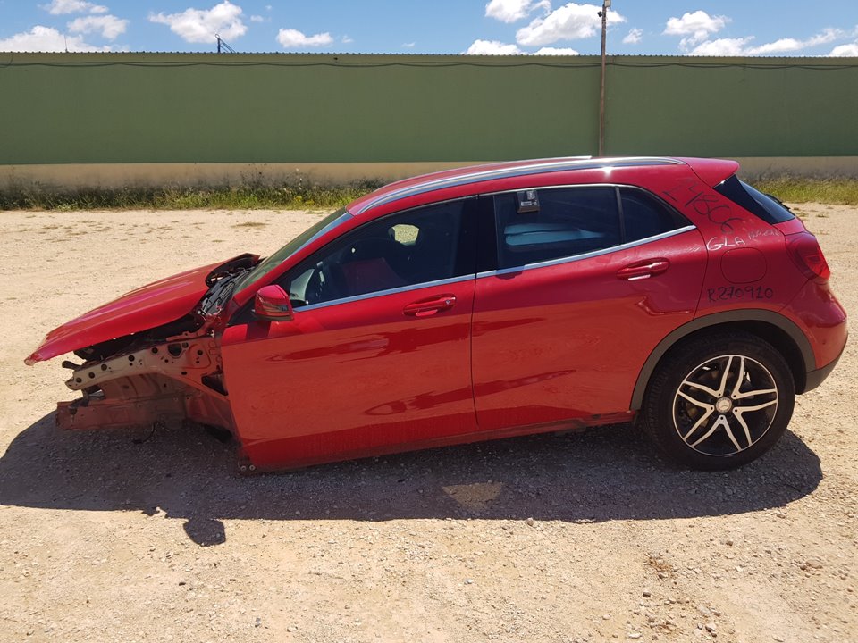 MERCEDES-BENZ GLA-Class X156 (2013-2020) Front Right Fender A1568800218 21249973