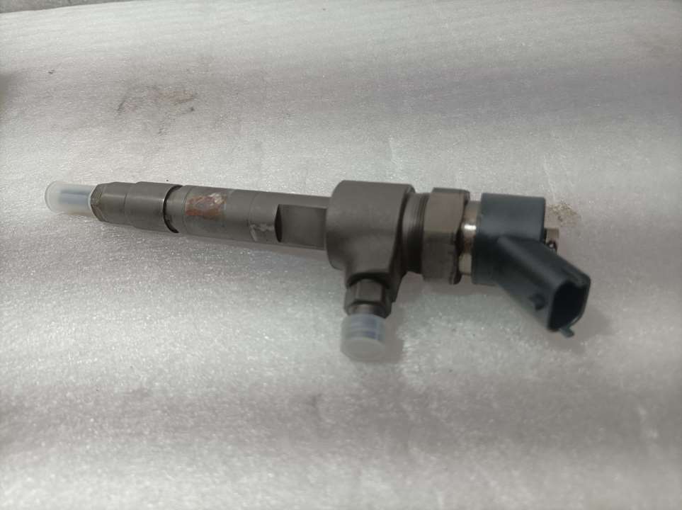 VOLKSWAGEN Bravo 1 generation (1995-2001) Fuel Injector 0445110068 23665650