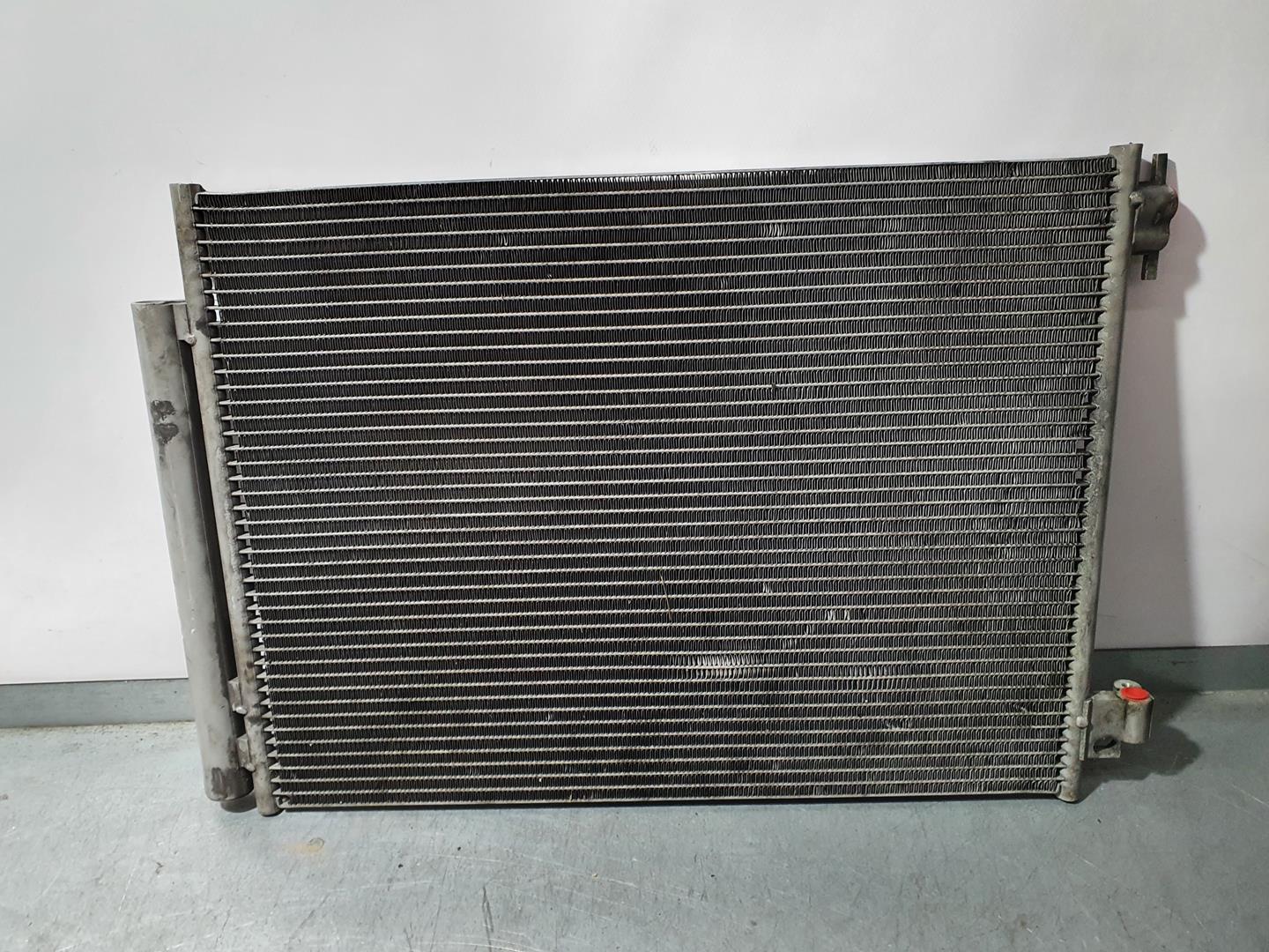 DACIA Duster 1 generation (2010-2017) Охлаждающий радиатор 940321, NISSENS 18710826