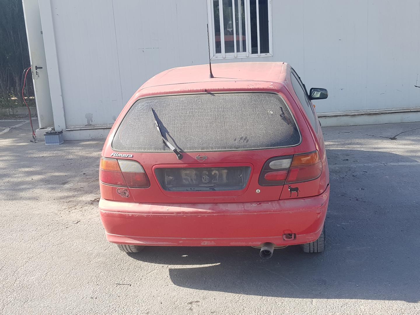 NISSAN Almera N15 (1995-2000) Правий передній фар 23627136