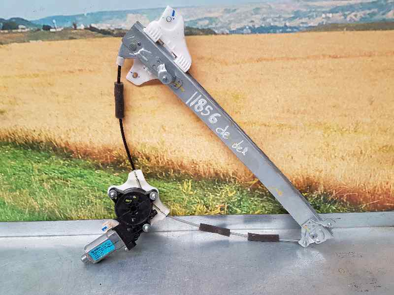 HYUNDAI i20 IB (2 generation) (2014-2020) Front Right Door Window Regulator 82402C7010,2PINS 24018057