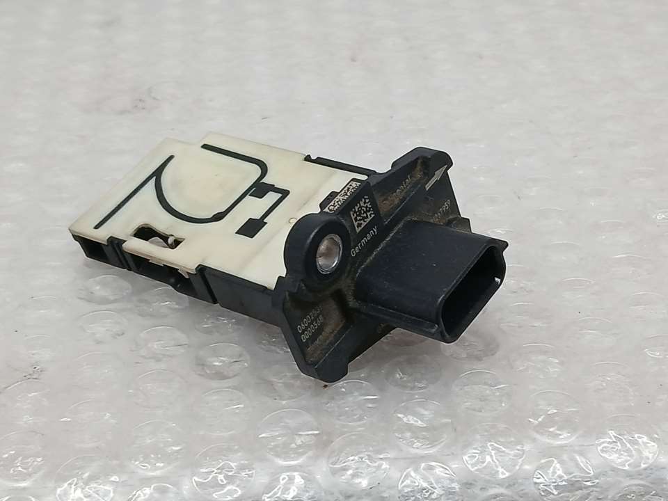 CHEVROLET Kadjar 1 generation (2015-2024) Mass Air Flow Sensor MAF 226807131R 23557331