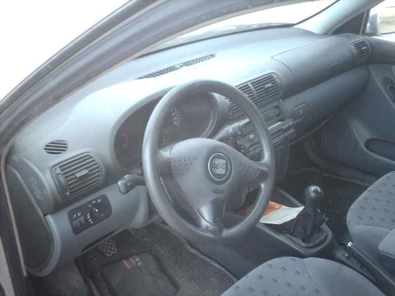 SEAT Toledo 2 generation (1999-2006) Замок задней правой двери 6PINS 18641155