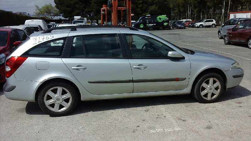 RENAULT Laguna 2 generation (2001-2007) Priekšējais labais miglas lukturis 8200002470,89201781,VALEO 18614756