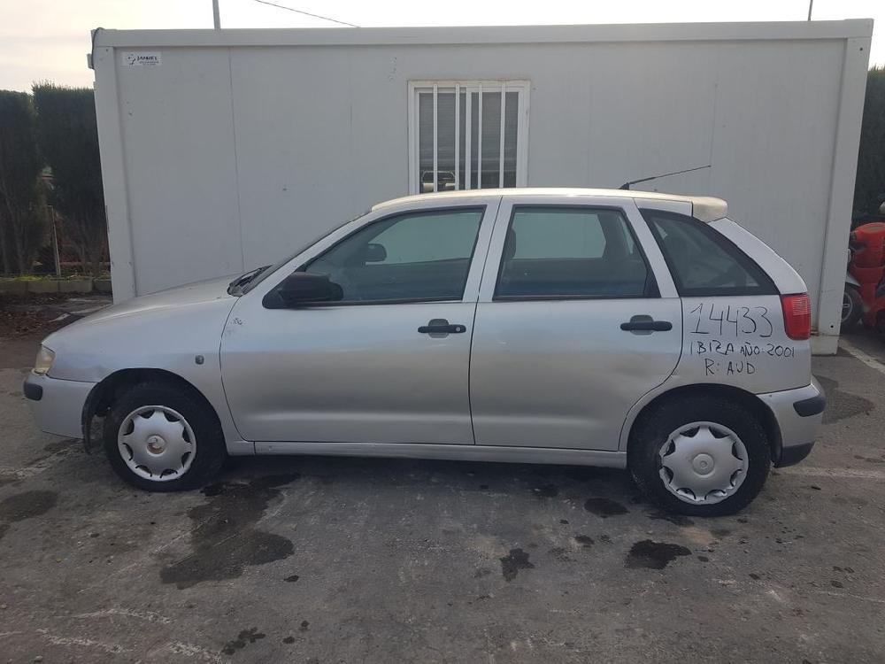 PORSCHE Ibiza 2 generation (1993-2002) Hátsó csomagtértakaró TOCADA 23631647