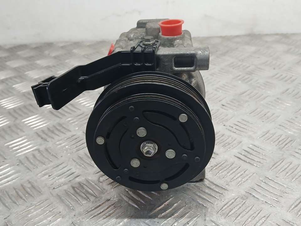 Compressor de ar condicionado 169A4000 51747318 de Ford Ka (ru8) 2008-2017 69 CV