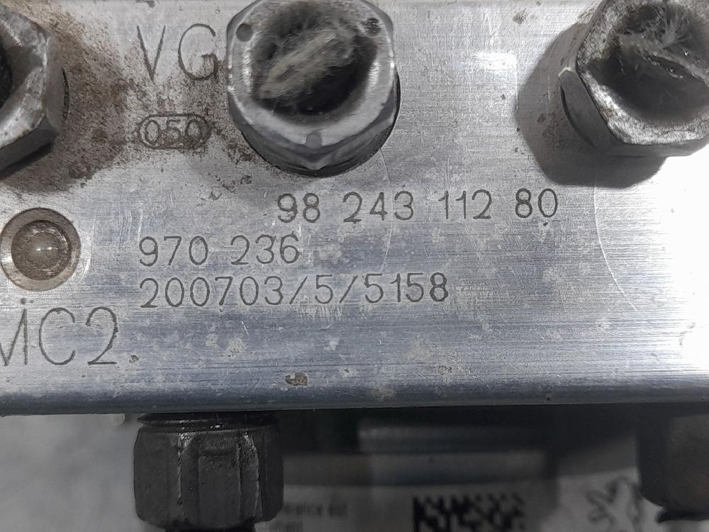 Abs ZK01 9824311280 de Peugeot 208 ii (ub_, up_, uw_, uj_) 2019-0 136 CV con 148846 km - pieza usada