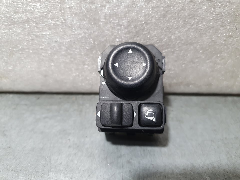 NISSAN Qashqai 2 generation (2013-2023) Muut ohjausyksiköt 255704EA1B 22047387