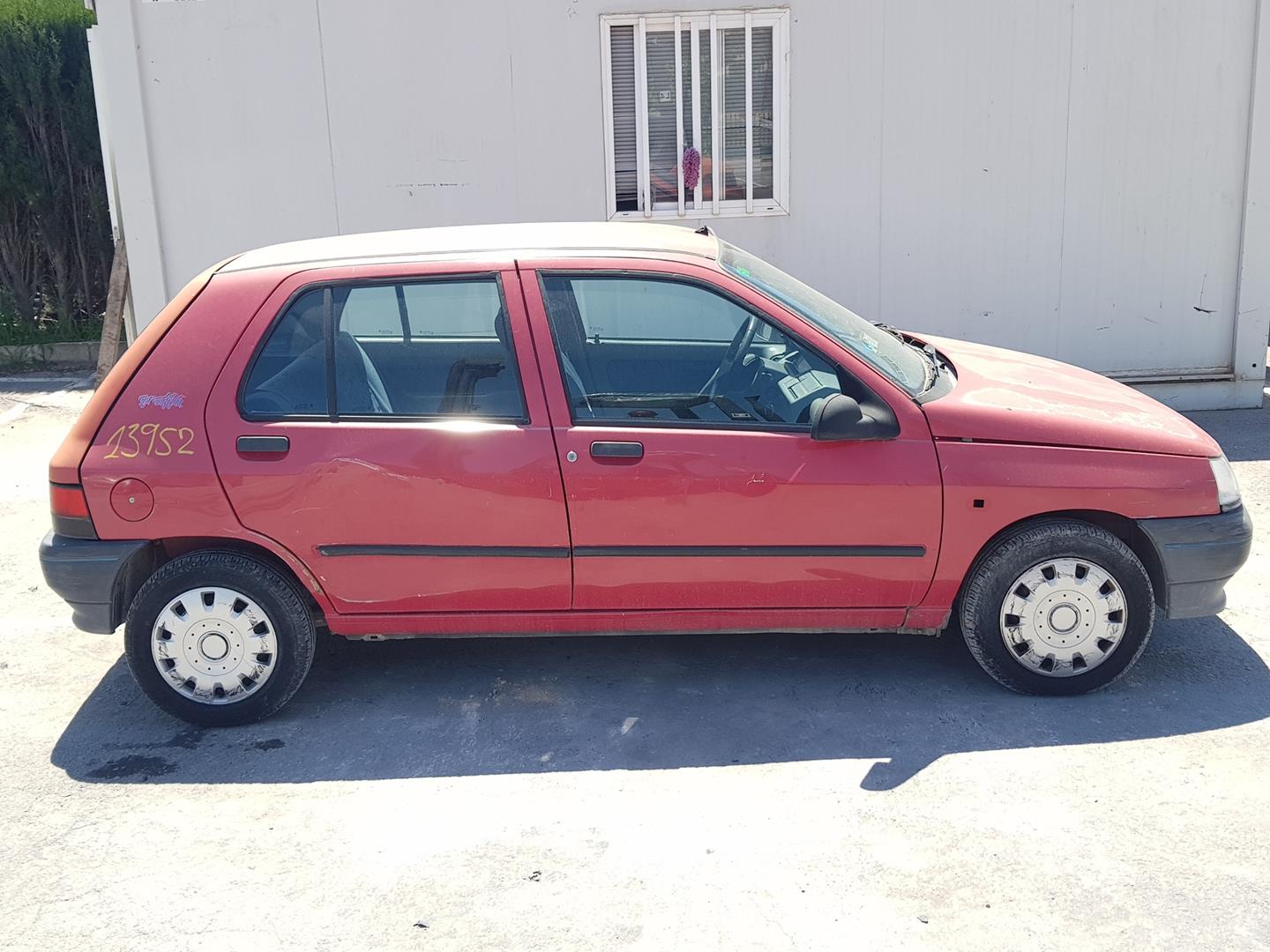 RENAULT Clio 1 generation (1990-1998) Праве бічне дзеркало C/MANDO 23659479