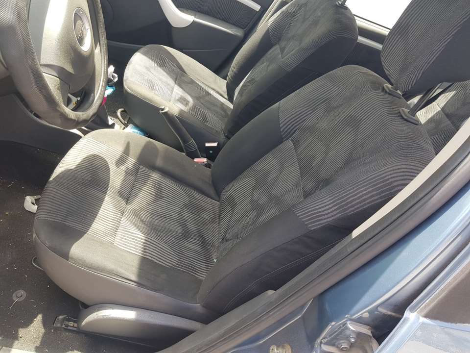 FORD Sandero 1 generation (2008-2012) Priekšējais kreisais sēdeklis C/AIRBAG 24975809