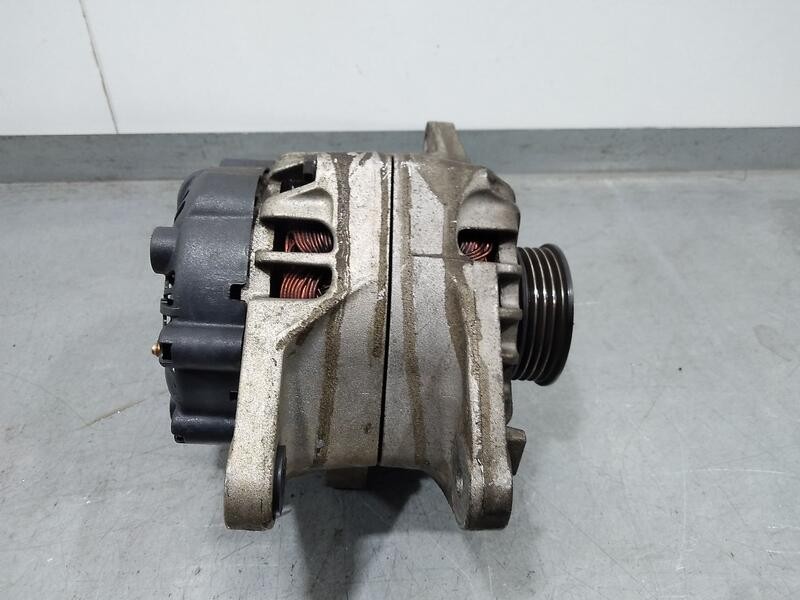 Alternador G4EA 3730022650 de Hyundai Getz (tb) 2002-2005 85 CV - pieza usada