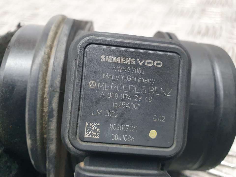 MERCEDES-BENZ A-Class W169 (2004-2012) Oro srauto matuoklė A0000942948, 5WK97003, SIEMENS 24027342