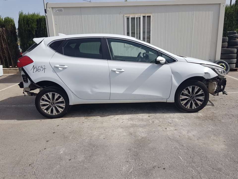 KIA Cee'd 1 generation (2007-2012) Ľavý slnečný kryt 85210A2000ED 26533102