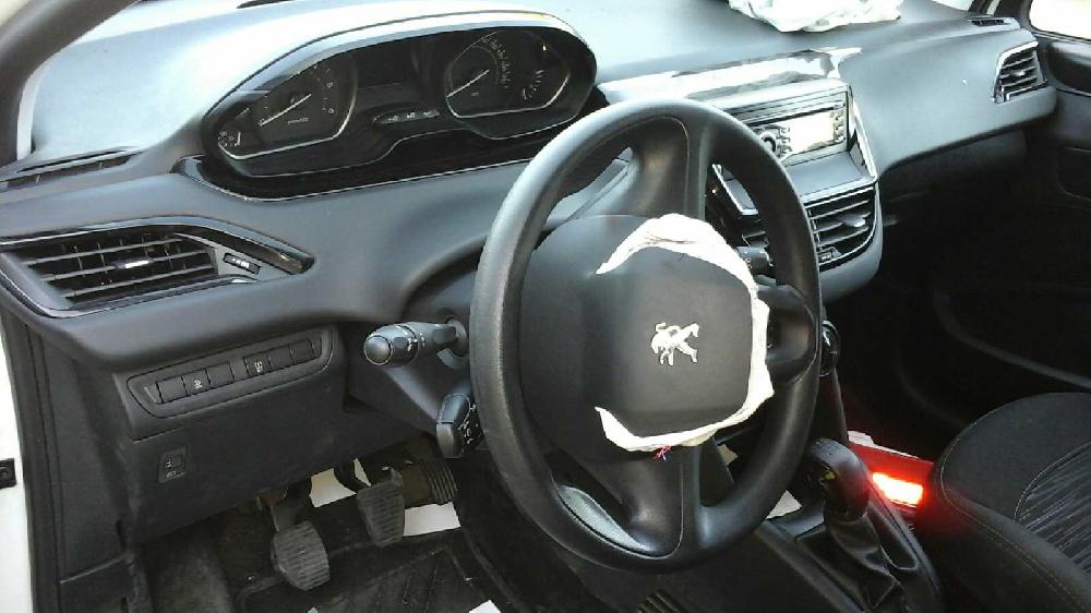 RENAULT 208 Peugeot 208 (2012-2015) Другие кузовные детали 9674308980 23619019