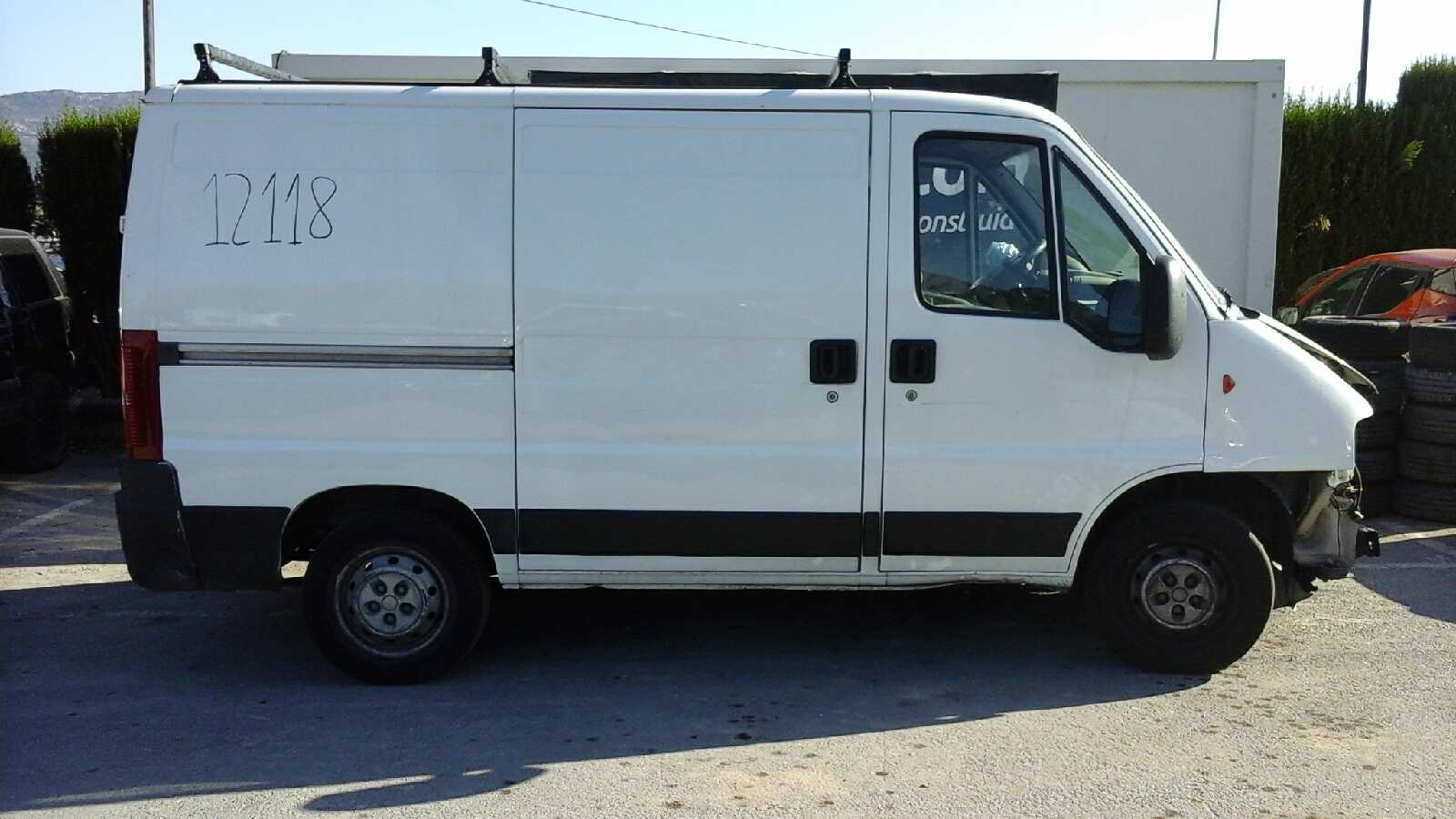 PEUGEOT Boxer 2 generation (1993-2006) Lève-vitre de porte avant gauche 341396080, 2PINS, ELECTRICO 18632007