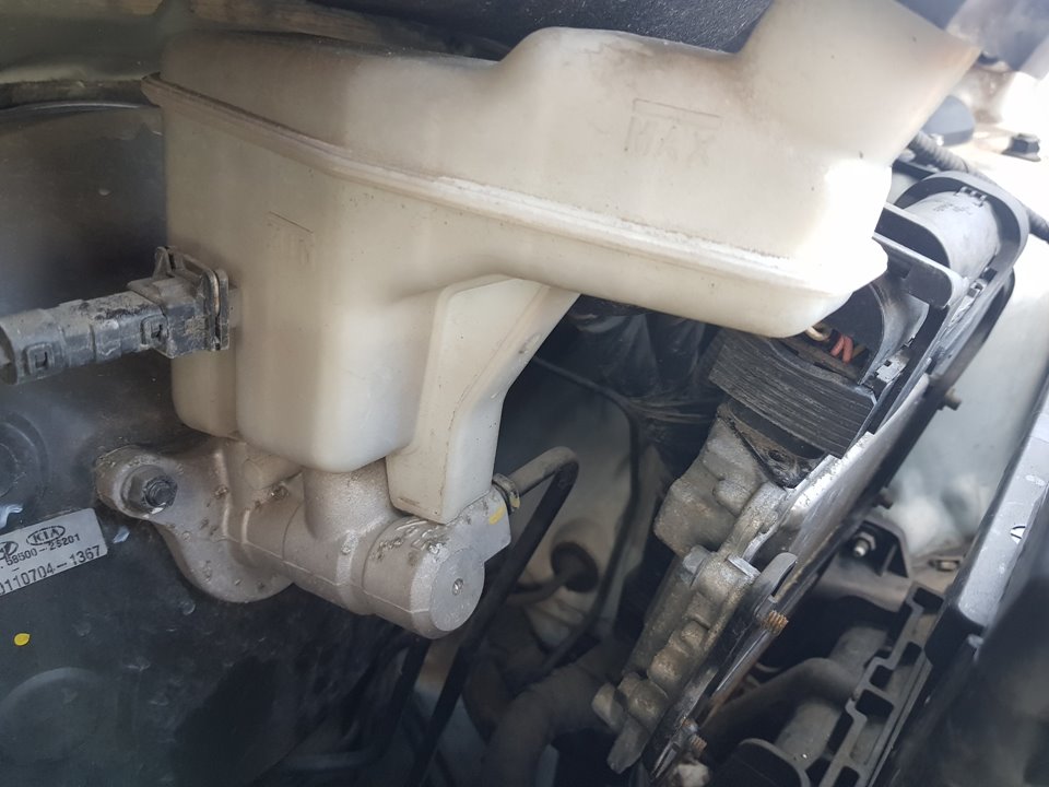 KIA Sportage 3 generation (2010-2015) Brake Cylinder 23640737
