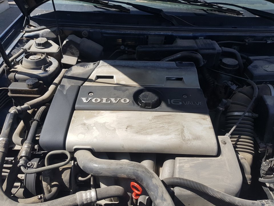 VOLVO S40 1 generation (1996-2004) Engine B4184S 24082729