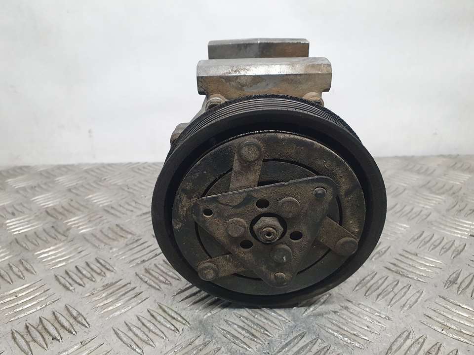 TOYOTA Clio 3 generation (2005-2012) Air Condition Pump 7700111235, SD6V12 23205656