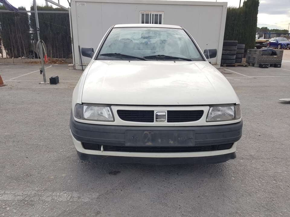 SEAT Ibiza 2 generation (1993-2002) Коробка повітряного фільтра 22754219