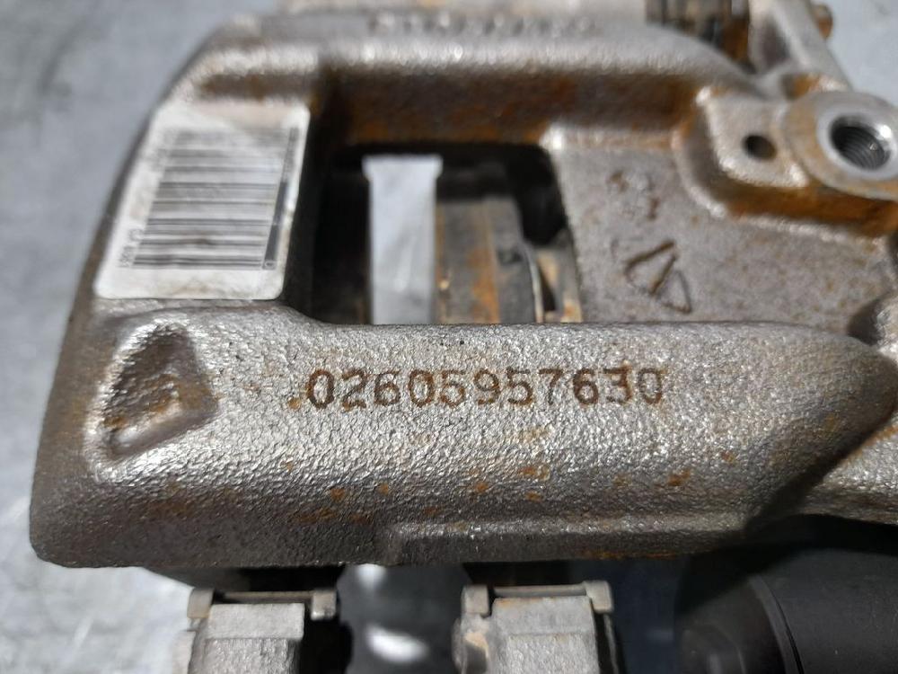 Pinza de freno trasera derecha AH01 9819060980 de Citroen C5 aircross (ac_, aj_, ar_, a4_) 2018-2022 177 CV - pieza usada