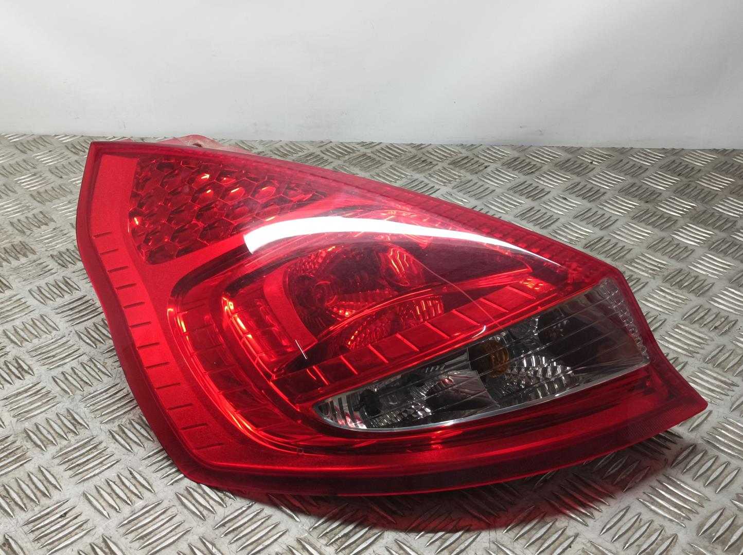 FORD Fiesta 5 generation (2001-2010) Rear Left Taillight 8A6113405A, ROZADO 18678986