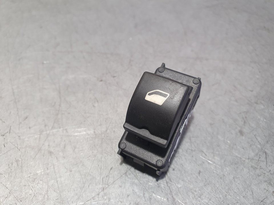 PEUGEOT 3008 1 generation (2010-2016) Rear Right Door Window Control Switch SINREF 18751307