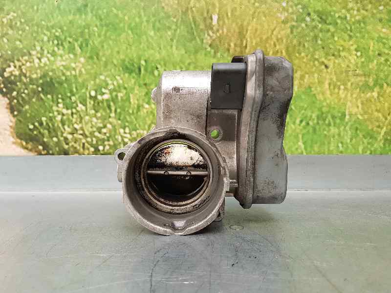 VOLKSWAGEN Passat B6 (2005-2010) Throttle Body 03G128063B 18608336