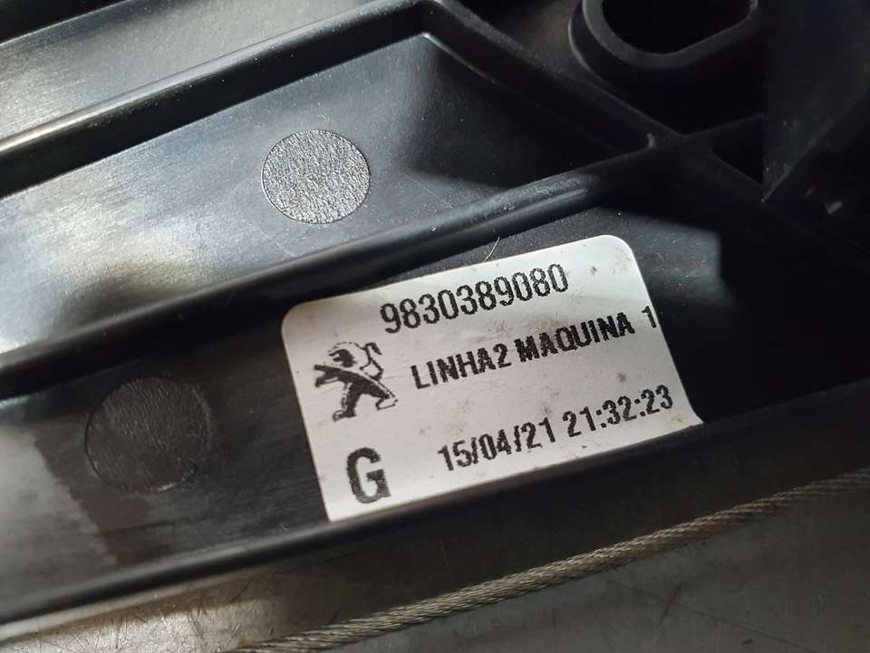 Alzacristalli posteriore sinistro HN05 9830389080 de Peugeot 3008 2016-2018 131 CV con 21879 km - pieza usada