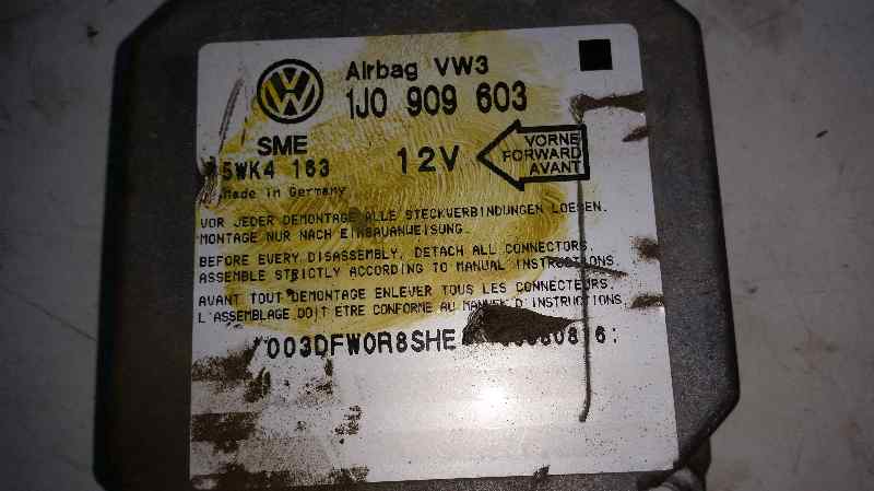 VOLKSWAGEN Bora 1 generation (1998-2005) Other part 1J0880204K 18517683