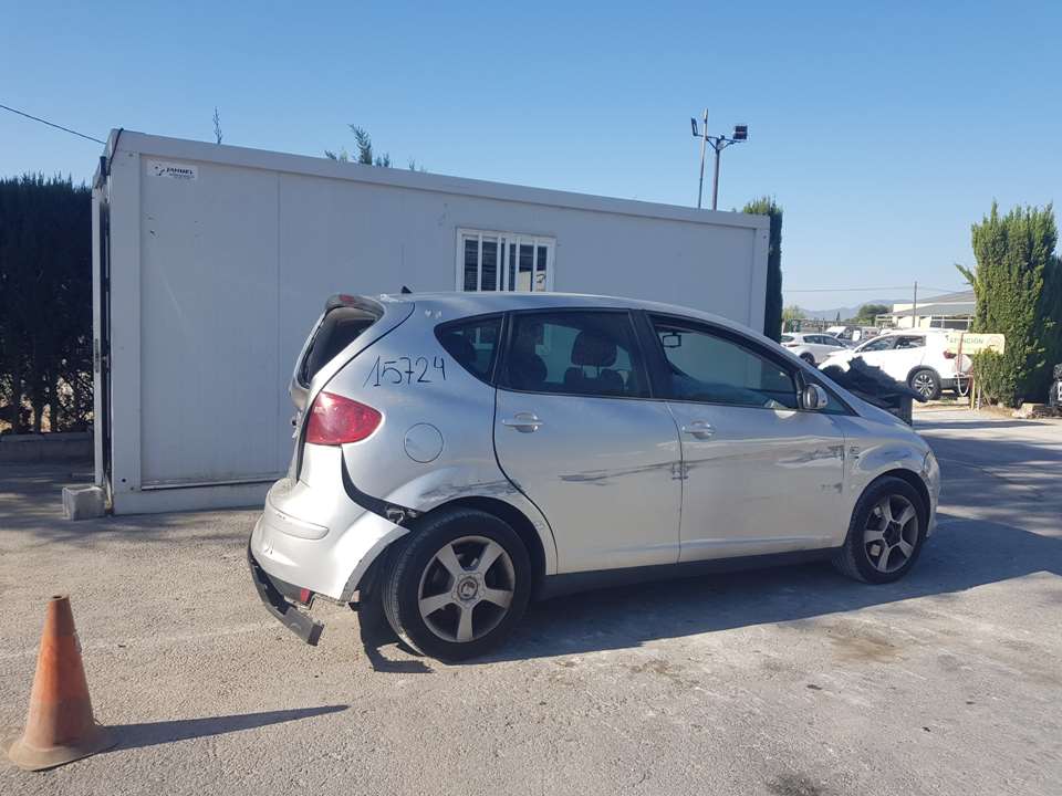 OPEL Combo D (2011-2020) Ремень безопасности задний правый 5P0857805ERAA 26531783