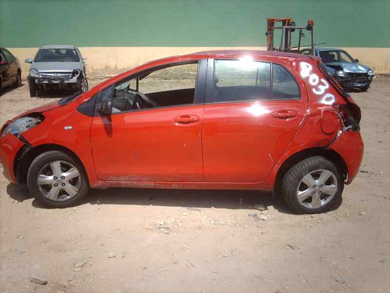 TOYOTA Yaris 2 generation (2005-2012) Ridicător de geam ușă dreapta față ELECTRICO6PINS 18467522