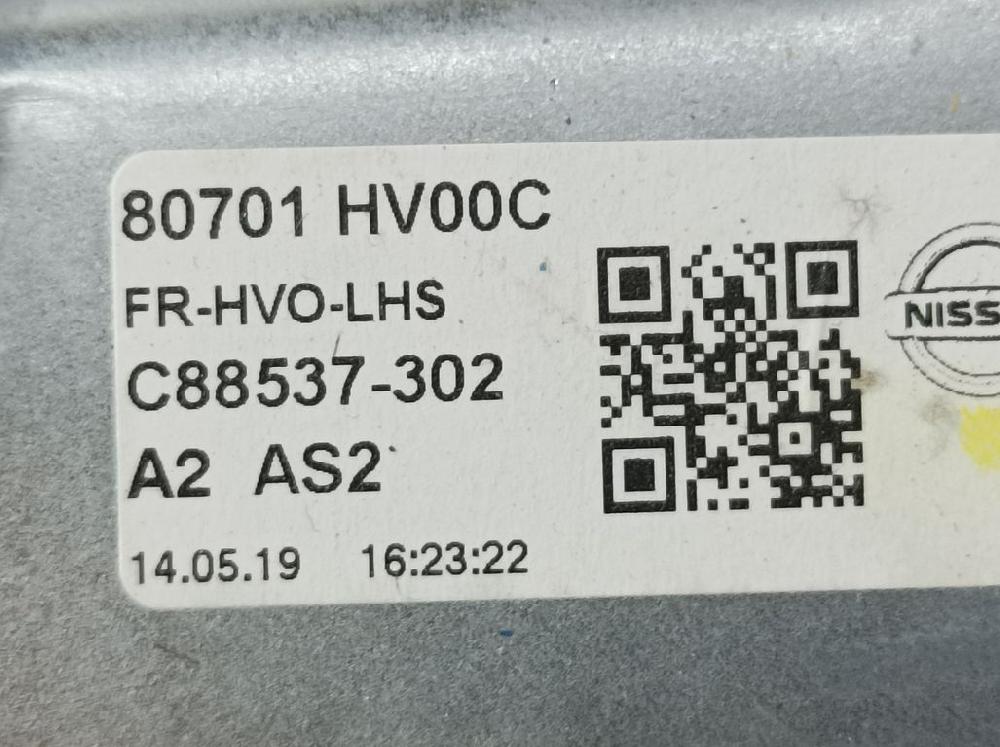 NISSAN Qashqai 2 generation (2013-2023) Priekšējo kreiso durvju logu pacēlājs 80701HV00C, C88537302 23759801