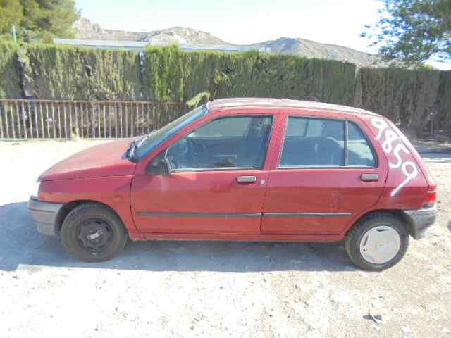 VOLKSWAGEN Clio 1 generation (1990-1998) Охлаждающий радиатор 18532997