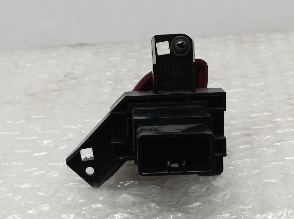 HYUNDAI i30 FD (1 generation) (2007-2012) Hazard button SINREFERENCIA 21365774