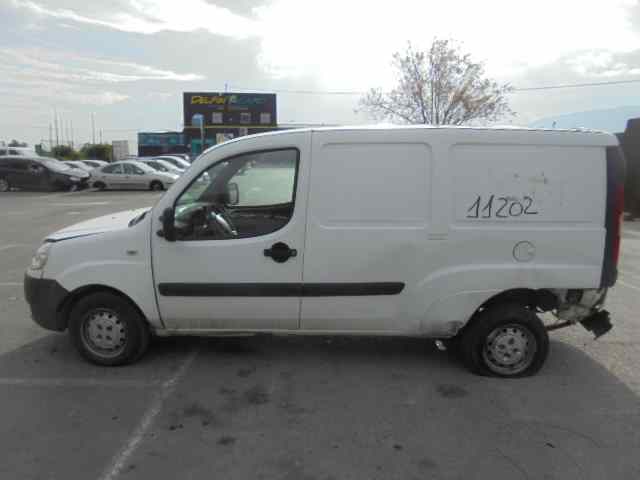 FIAT Doblo 1 generation (2001-2017) Охлаждающий радиатор 0051861635,PATAROTA 18588296