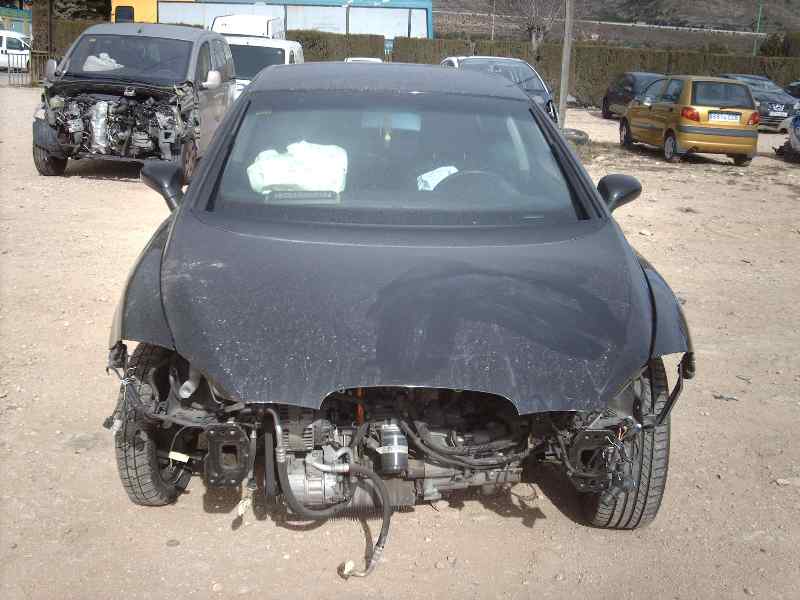 SEAT Leon 2 generation (2005-2012) Priekšējo labo durvju logu pacēlājs 1K0959792P 18458519