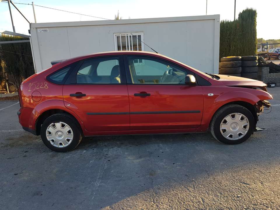 PEUGEOT Focus 2 generation (2004-2011) Priekšējo kreiso durvju logu pacēlāja slēdži C/MANDORETROVISOR 22632604